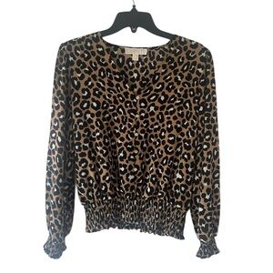 🌺 Michael Kors Animal Print Top size Medium
